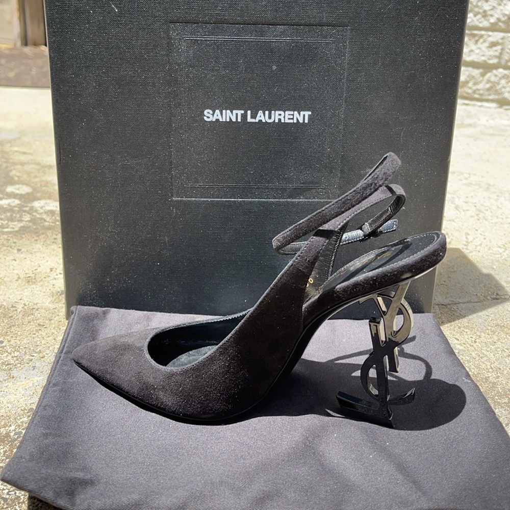 Black Saint Laurent pumps (NWOT)